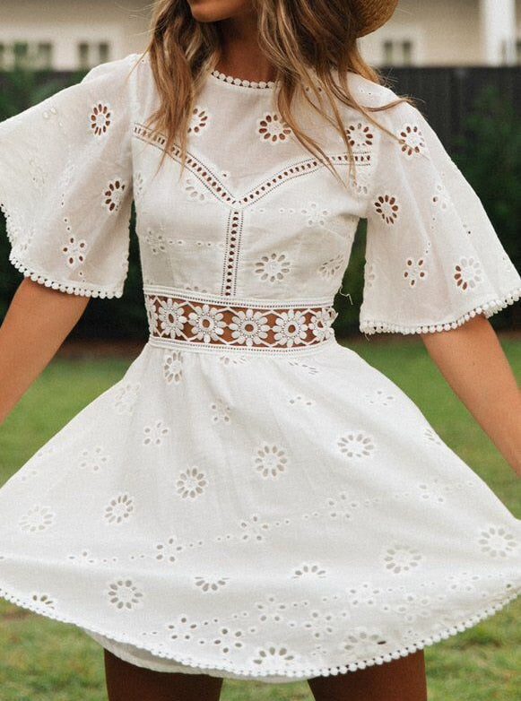 Beautifully Crafted Dress in a Classic Style