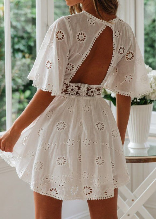Beautifully Crafted Dress in a Classic Style