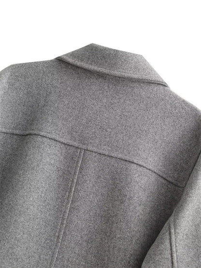 Polished Jacket with an Effortless Classic Look