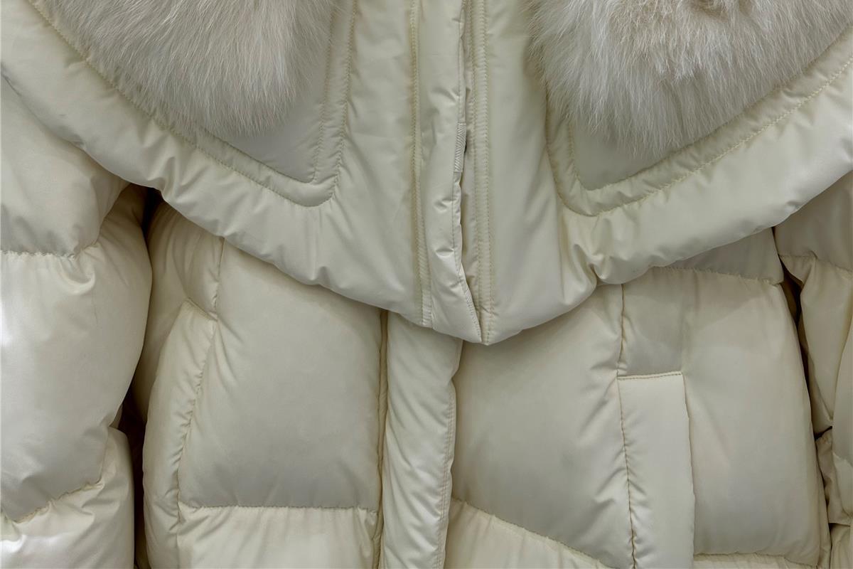 Beautifully Finished Jacket in a Timeless Design