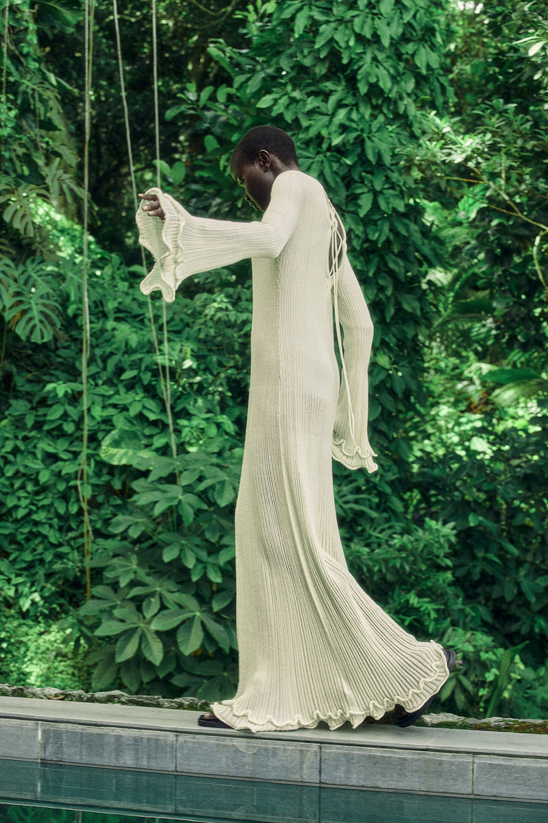 Gracefully Styled Dress for Any Occasion