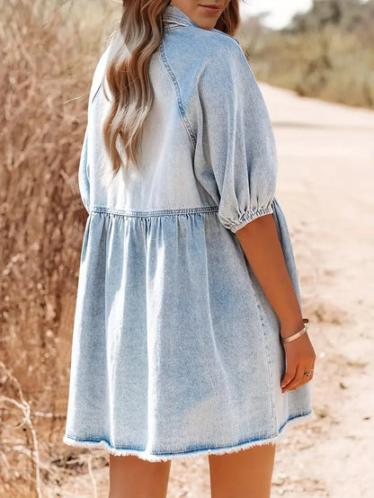 Beautifully Finished Dress in a Timeless Design