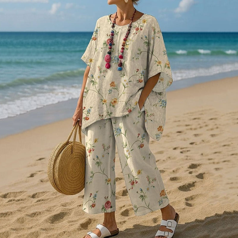 Women's Vintage Flower Print T-shirt And Pants Two Piece Set artswardrobe