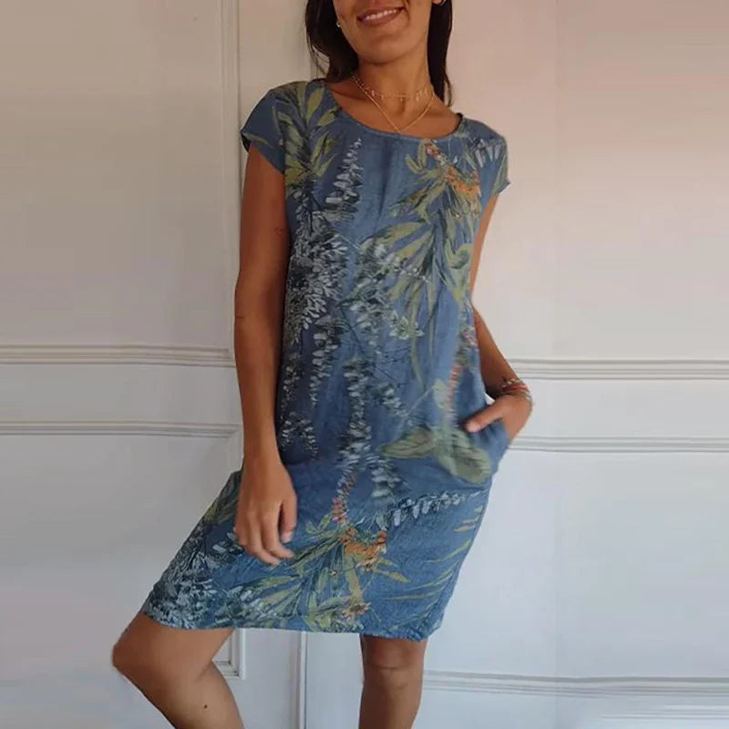 Well Tailored Dress with a Graceful Silhouette