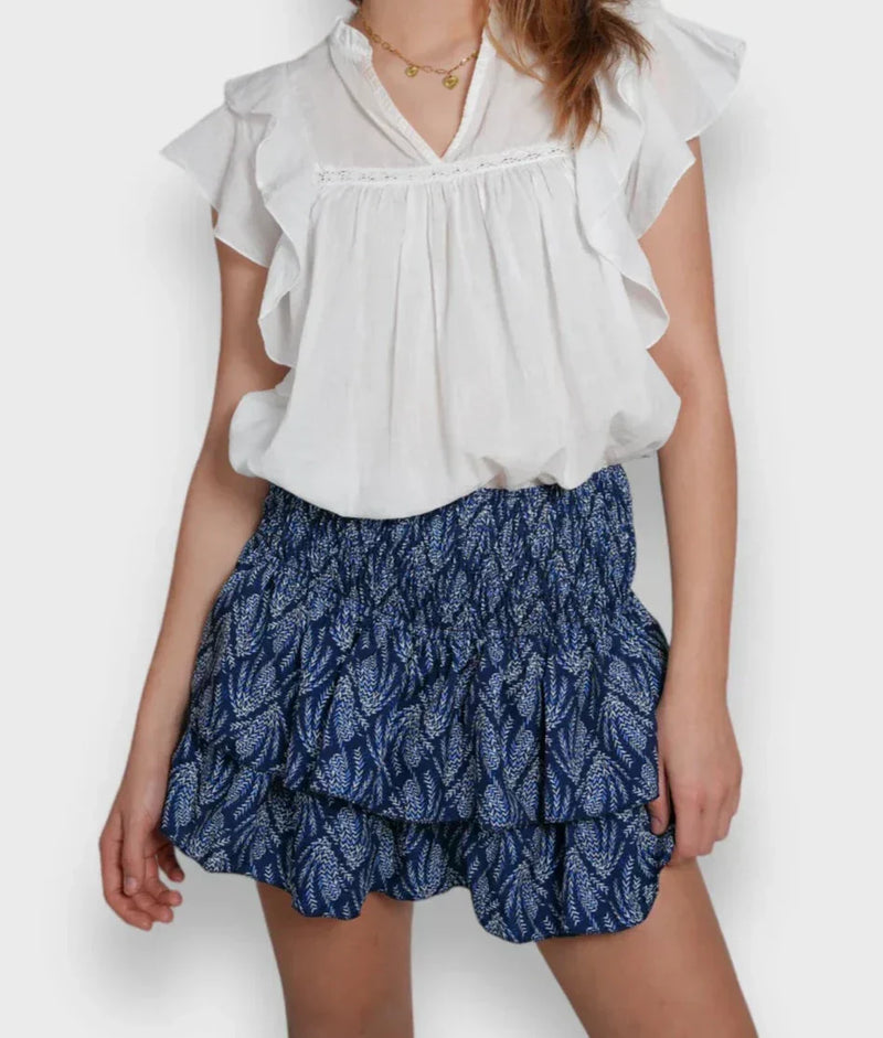 Beautifully Finished Garment in a Timeless Design