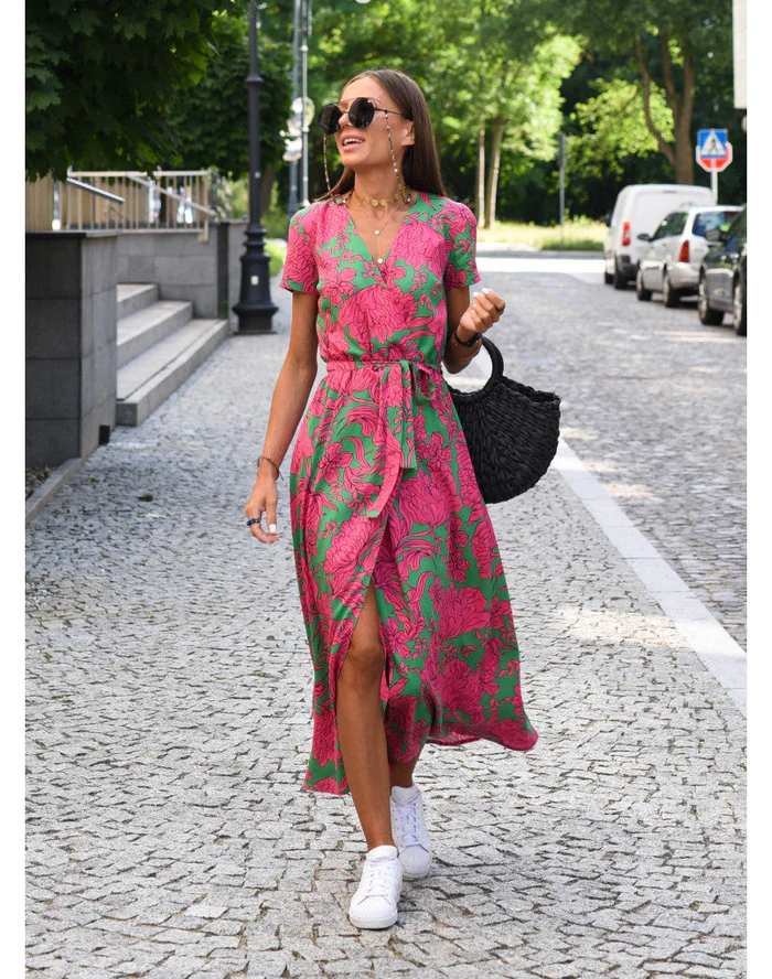 Sophisticated Dress with a Clean Classic Look