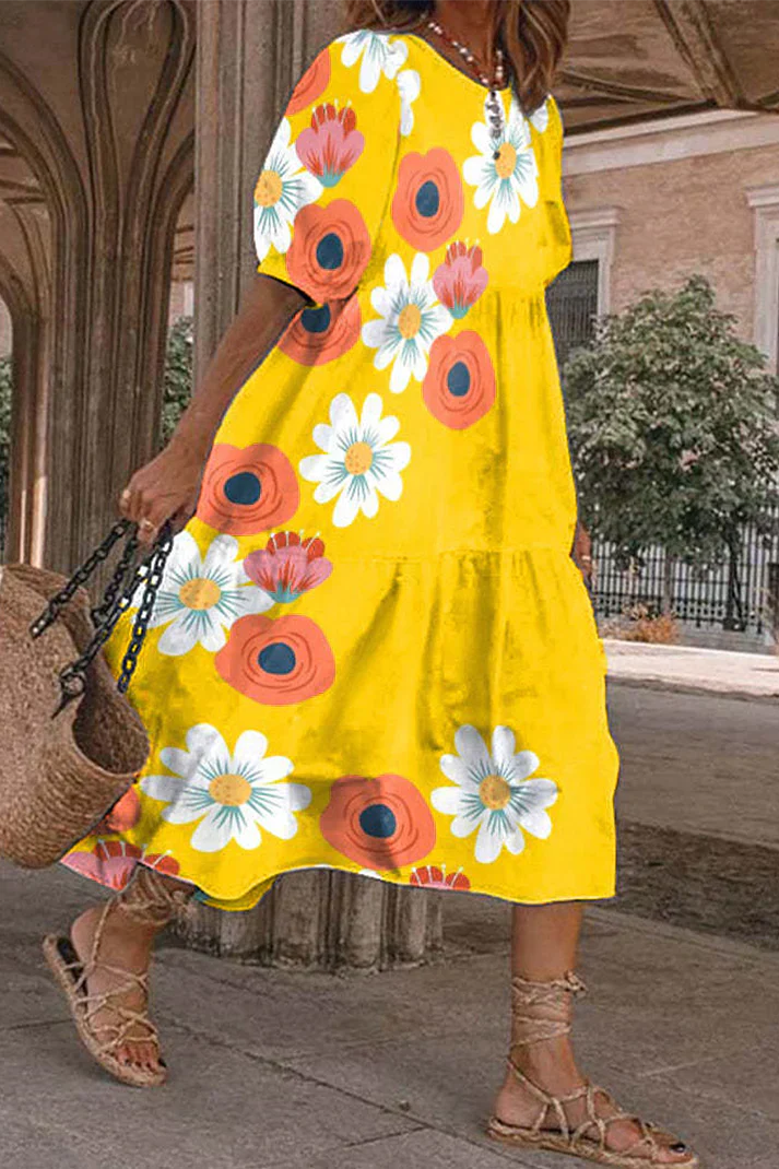 Beautifully Finished Dress in a Timeless Design