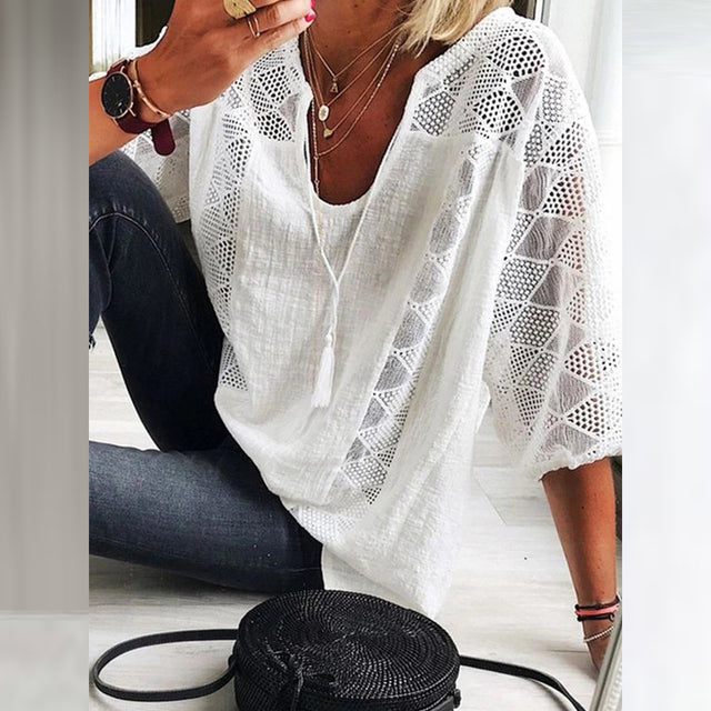 Well Tailored Blouse with a Graceful Silhouette