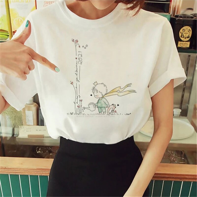 Gracefully Styled T-Shirt for Any Occasion