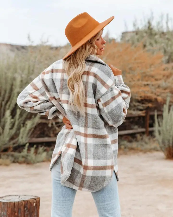 Effortlessly Elegant Shirt with a Timeless Design
