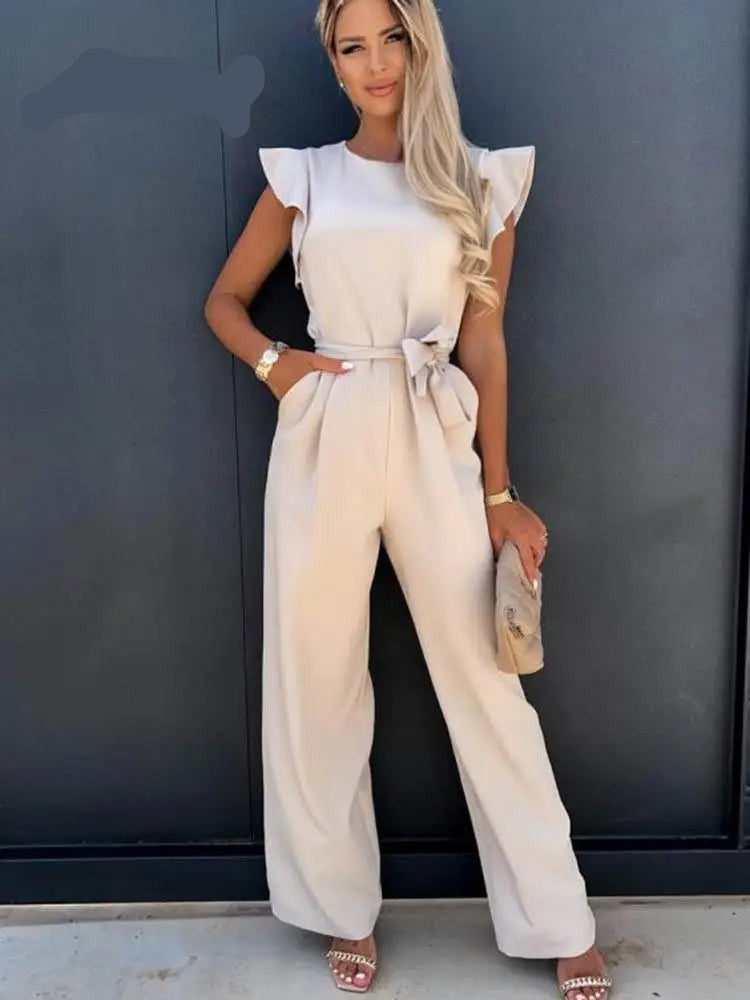 Effortlessly Elegant Garment with a Timeless Design