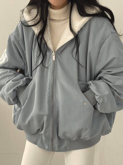 Well Tailored Jacket with a Graceful Silhouette