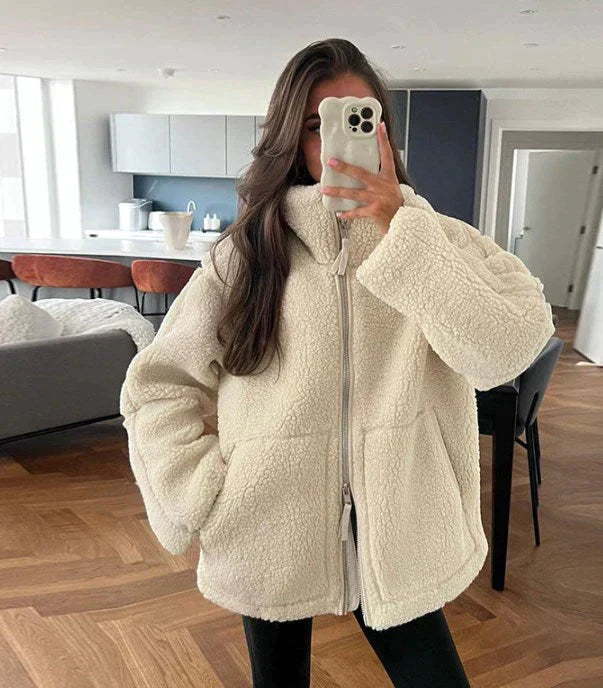 Polished Jacket with an Effortless Classic Look