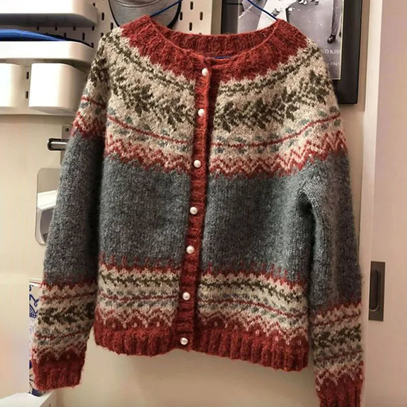Classic Vintage & Enduringly Stylish Cardigan