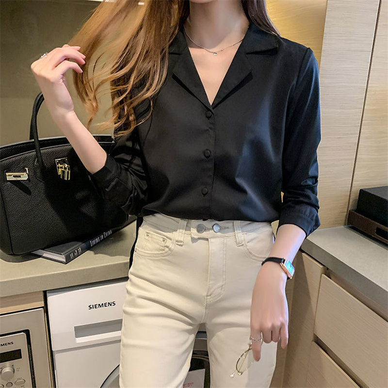 Gracefully Styled Blouse for Any Occasion