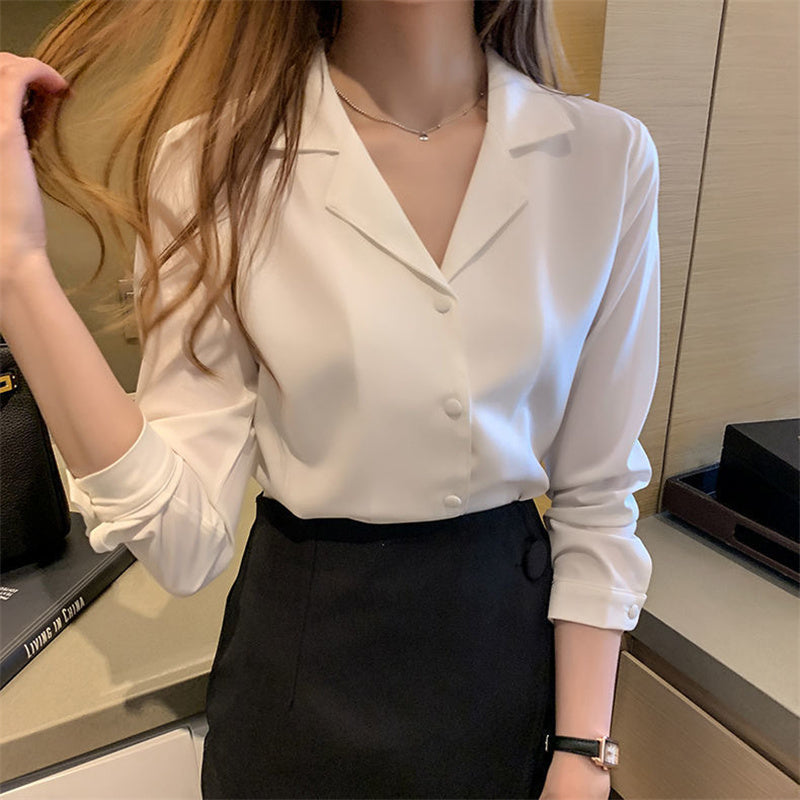 Gracefully Styled Blouse for Any Occasion