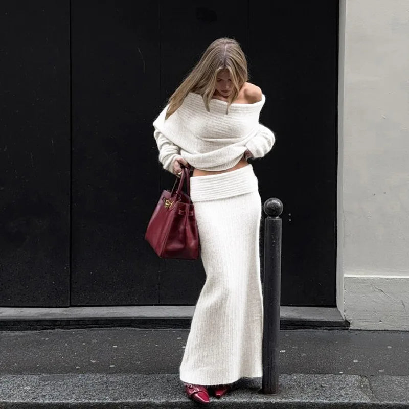 Gracefully Styled Sweater for Any Occasion