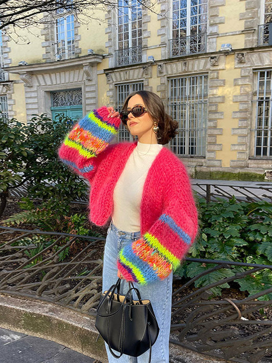 Classic Vintage Sweater with a Flattering Fit