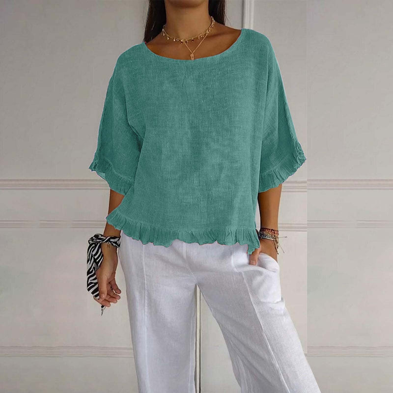 Classic Vintage Blouse with a Flattering Fit