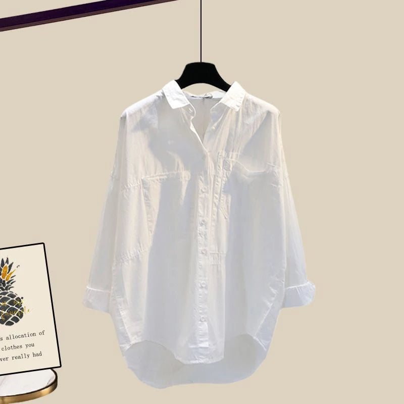 Effortlessly Elegant Garment with a Timeless Design