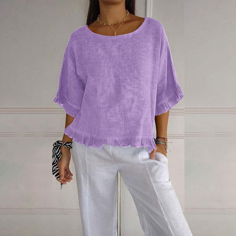 Classic Vintage Blouse with a Flattering Fit