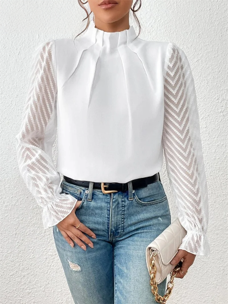 Effortlessly Elegant Top with a Timeless Design