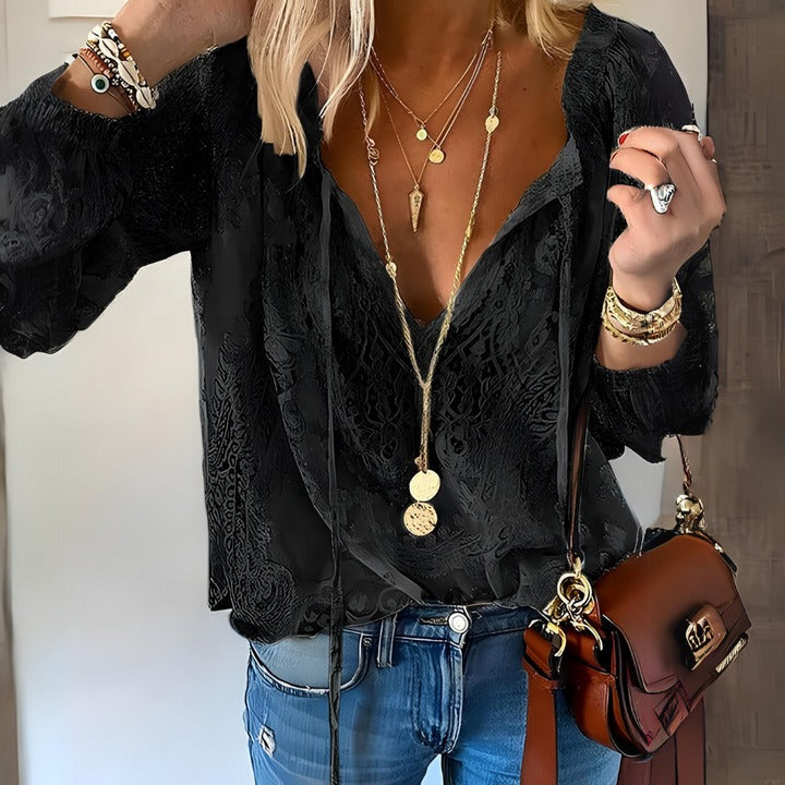 Sophisticated Blouse with a Clean Classic Look