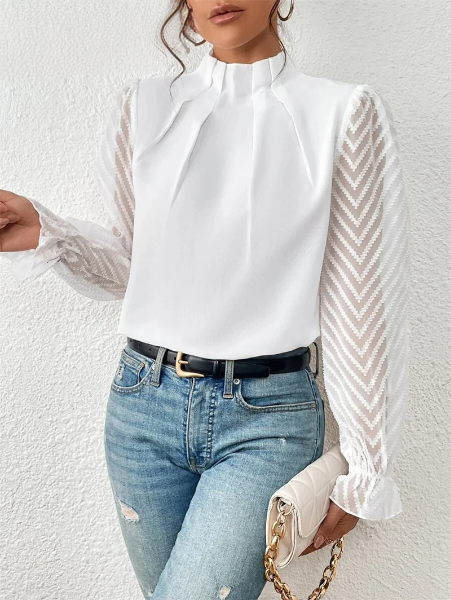 Effortlessly Elegant Top with a Timeless Design