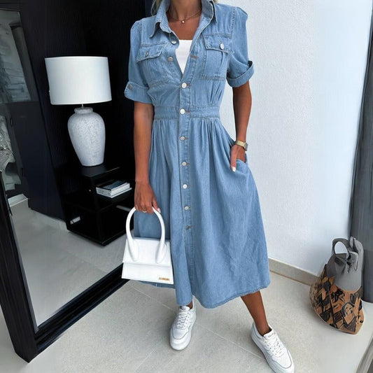 Classic Vintage Dress with a Flattering Fit
