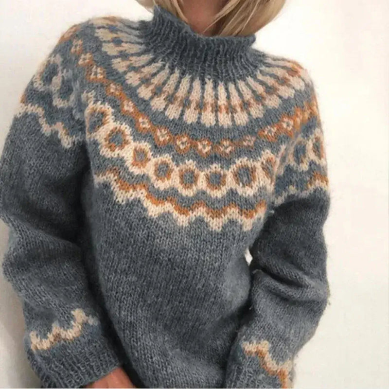 Well Tailored Sweater with a Graceful Silhouette