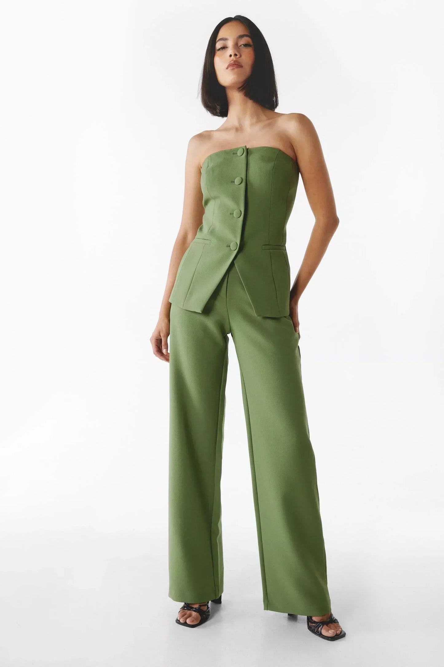 Polished Garment with an Effortless Classic Look
