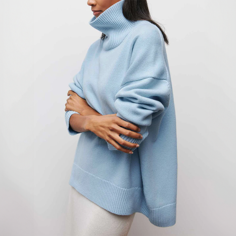 Well Tailored Sweater with a Graceful Silhouette