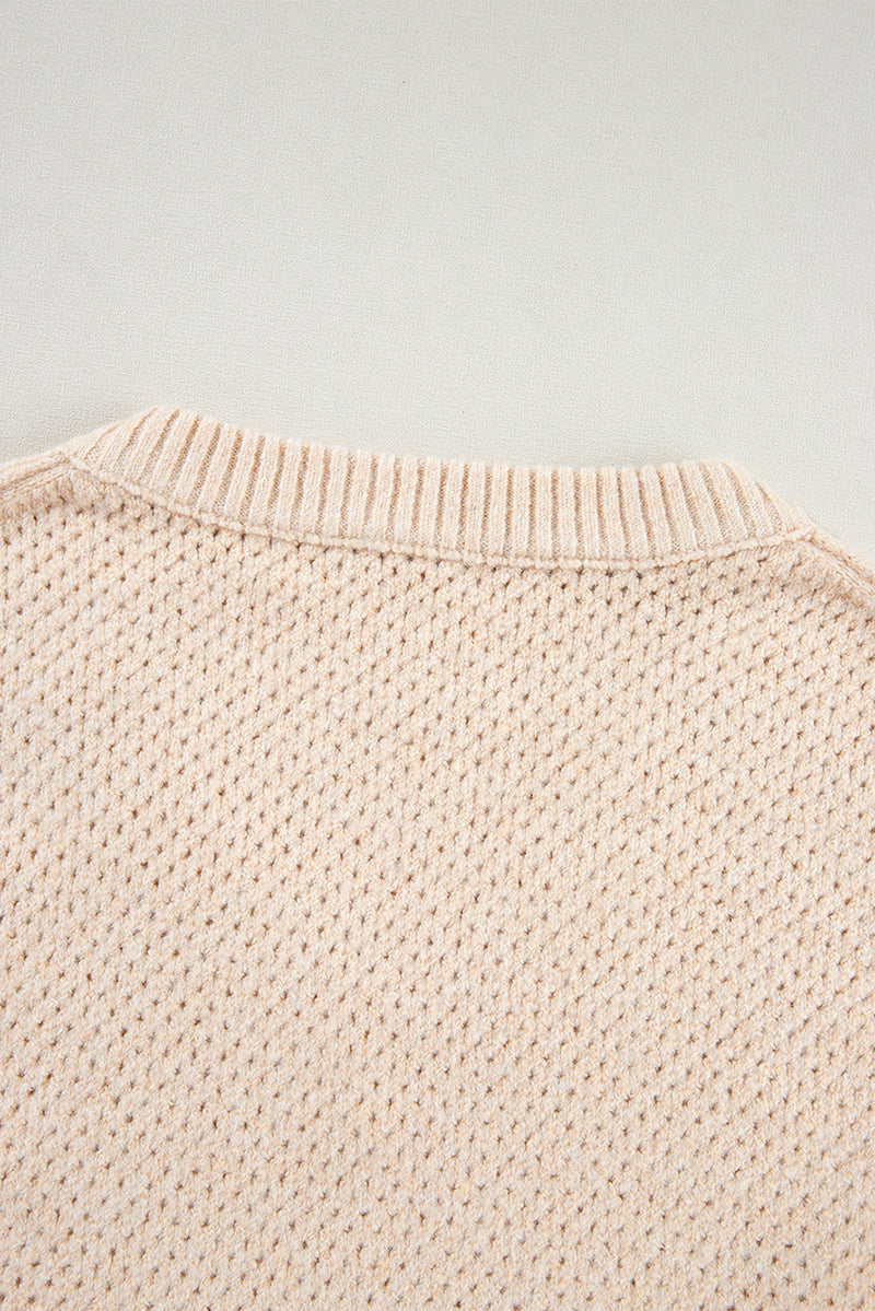 Well Tailored Sweater with a Graceful Silhouette