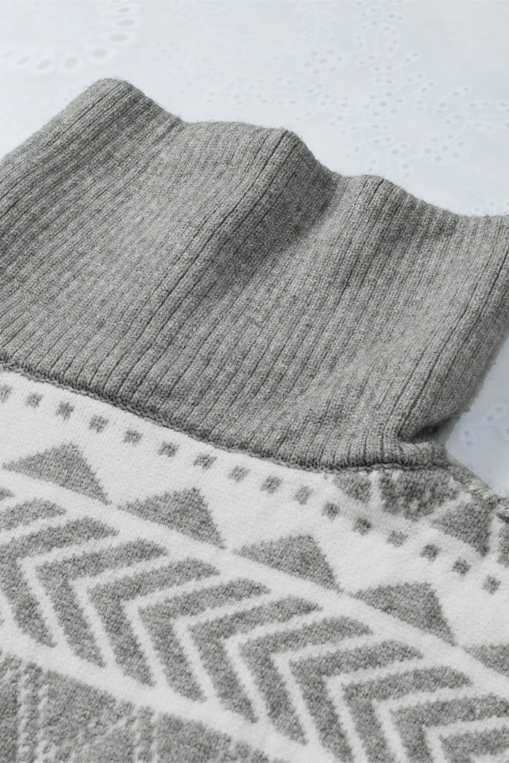 Effortlessly Elegant Garment with a Timeless Design