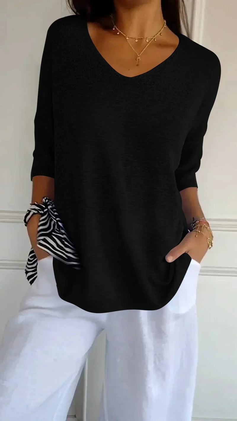 Effortlessly Elegant Top with a Timeless Design