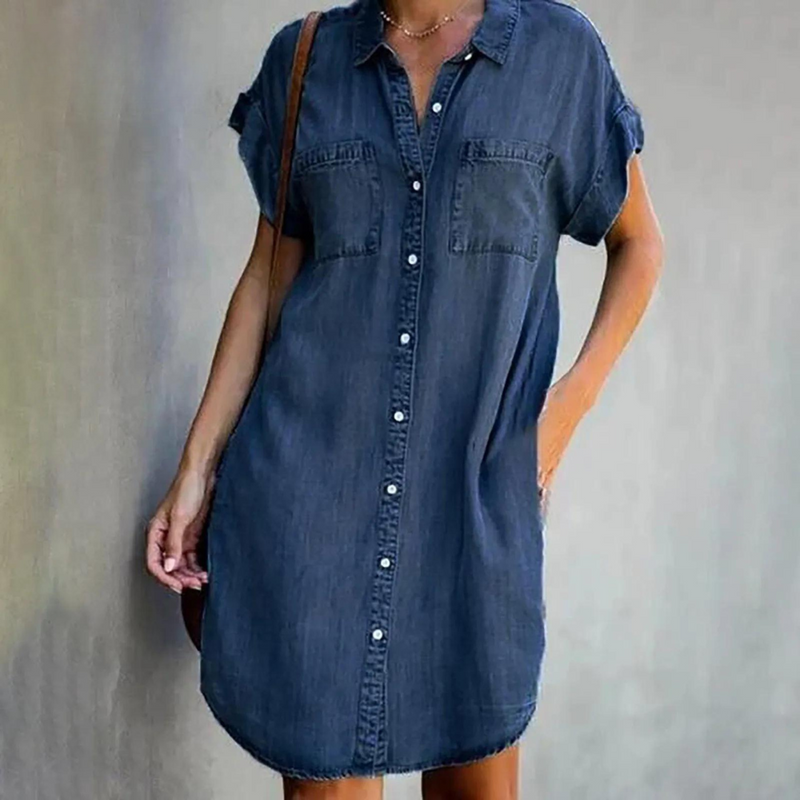 Beautifully Finished Dress in a Timeless Design