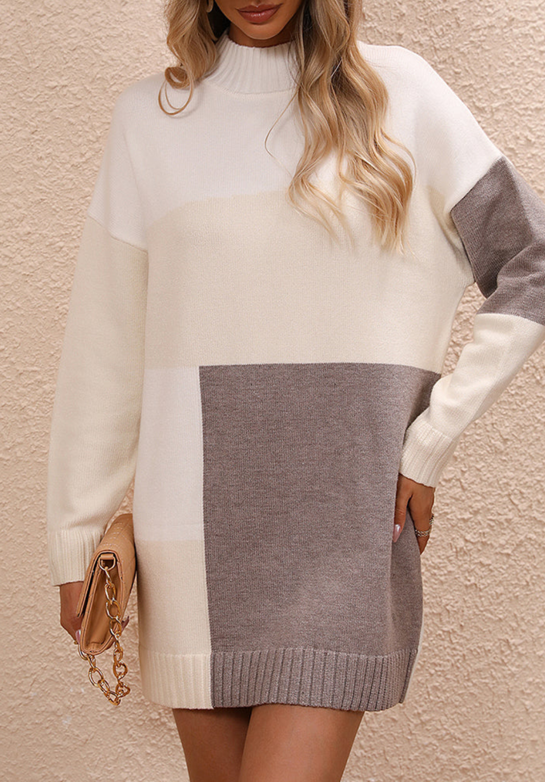 Sulokkaasti suunniteltu Villapaita