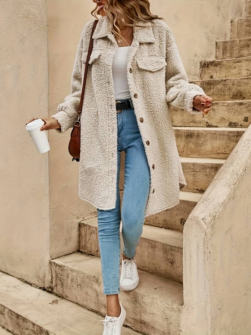 Classic Vintage & Enduringly Stylish Coat