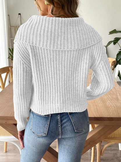 Well Tailored Sweater with a Graceful Silhouette