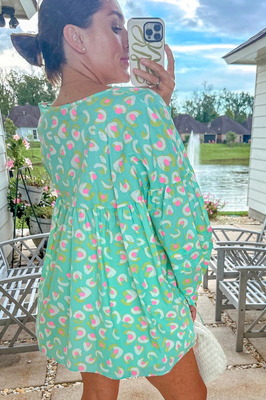 A Vintage Style Blouse with Delicate Timeless Details