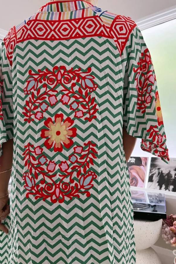 Classic Vintage & Enduringly Stylish Dress