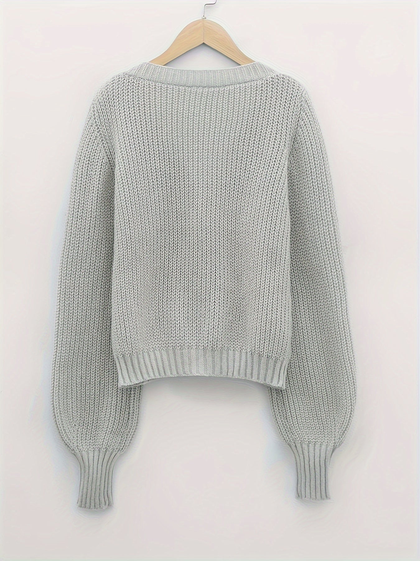 Beautifully Crafted Cardigan in a Classic Style