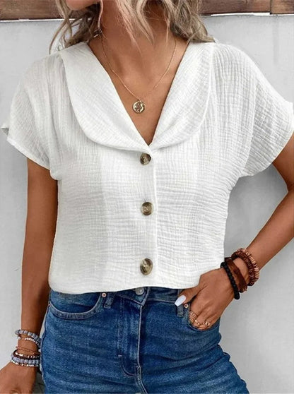 Polished Blouse with an Effortless Classic Look