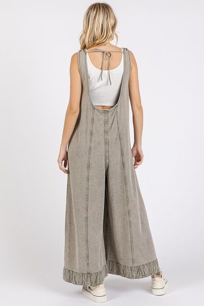 Well Tailored Garment with a Graceful Silhouette