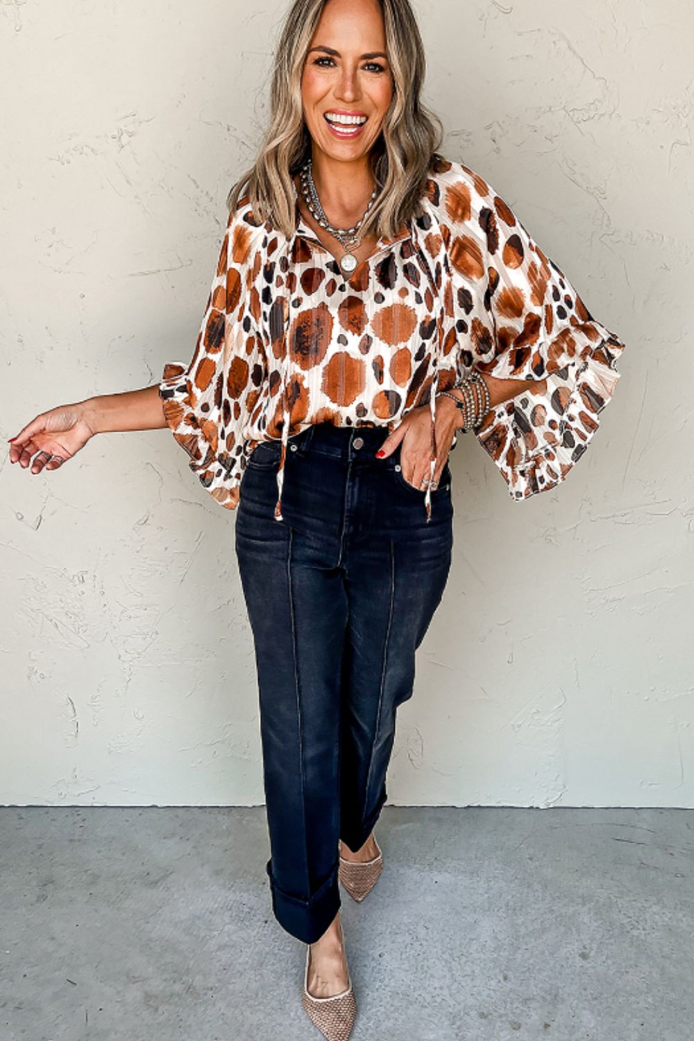 Classic Vintage Blouse with a Flattering Fit