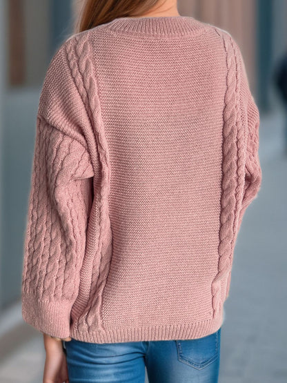 Classic Vintage Sweater with a Flattering Fit
