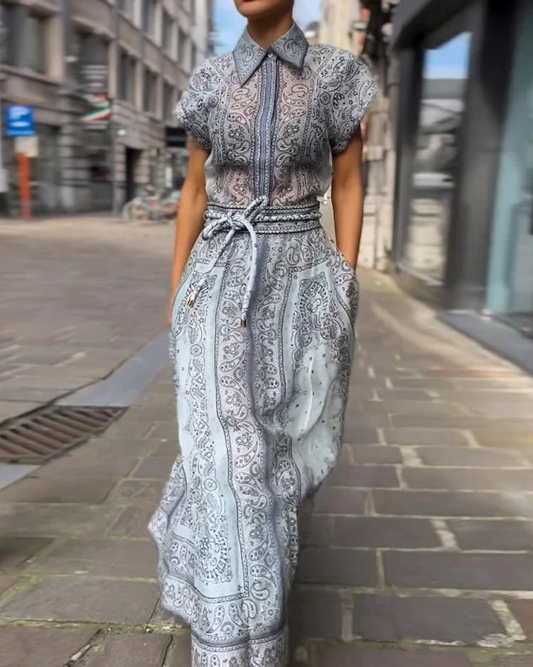 Gracefully Styled Dress for Any Occasion