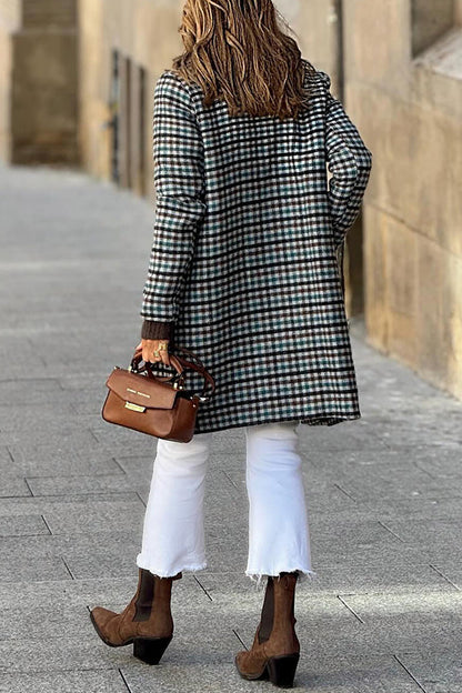 Classic Vintage Coat with a Flattering Fit
