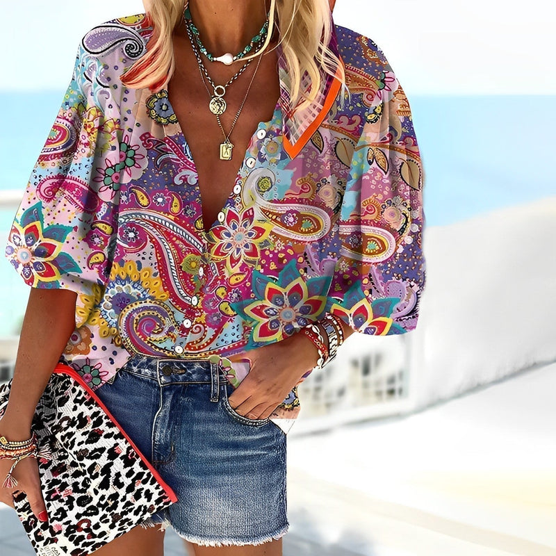 Well Tailored Blouse with a Graceful Silhouette