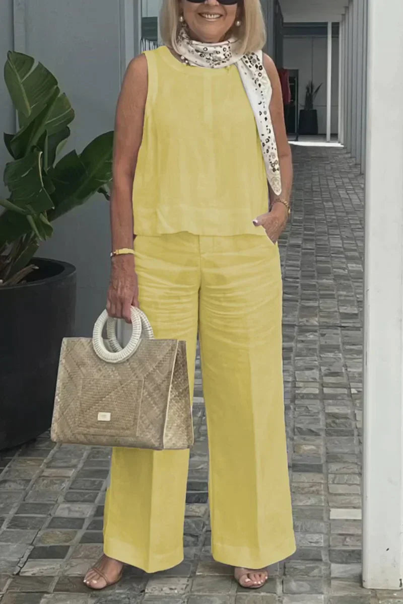 Sophisticated Garment with a Clean Classic Look